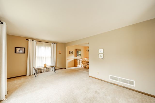 1905 Oakwood Drive, Anderson, IN 46011