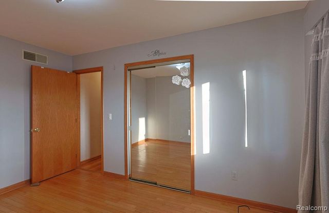 43428 Hartwick Drive, Sterling Heights, MI 48313