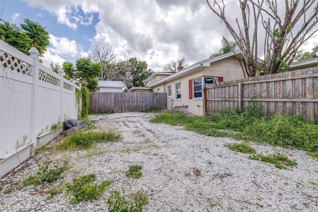 900 LAKE MARTHA DRIVE NE, Winter Haven, FL 33881