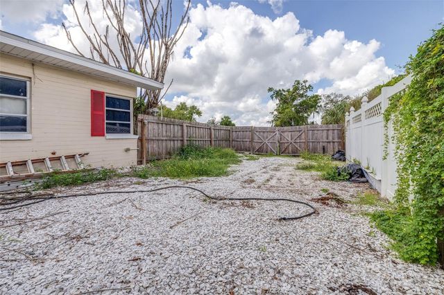 900 LAKE MARTHA DRIVE NE, Winter Haven, FL 33881