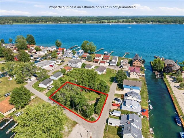 124 Roselawn Street, Update, MI 48001