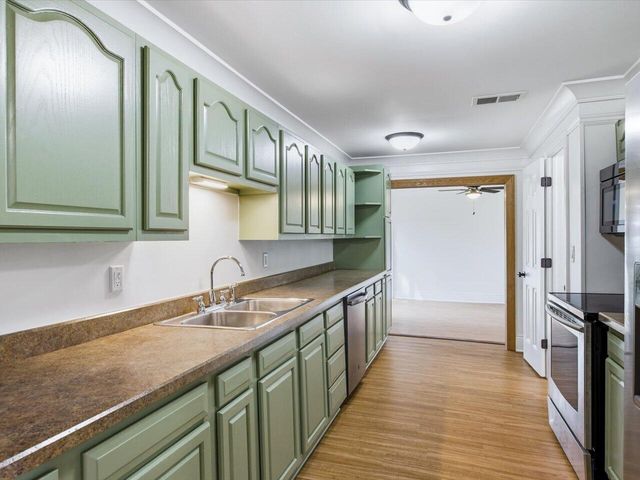 124 Roselawn Street, Update, MI 48001