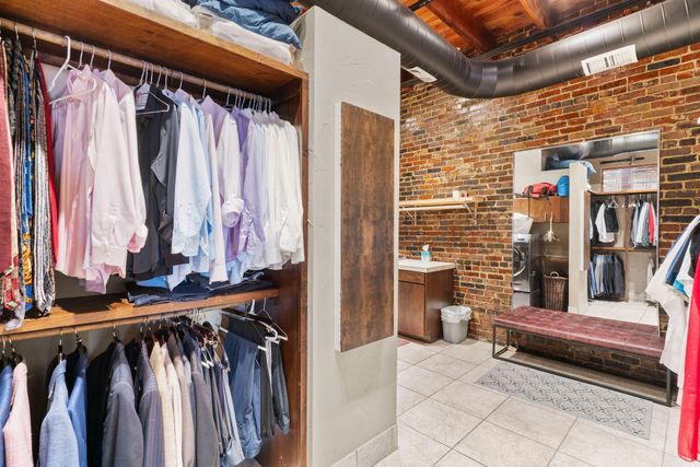 509 W Olive Street 201, Springfield, MO 65806