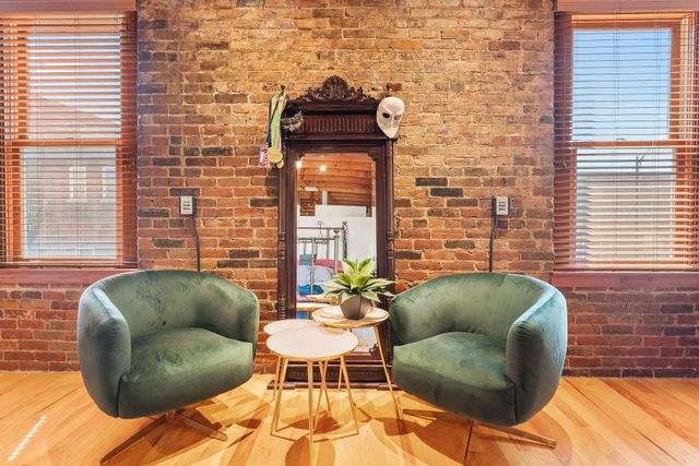 509 W Olive Street 201, Springfield, MO 65806