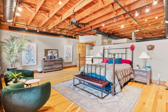 509 W Olive Street 201, Springfield, MO 65806