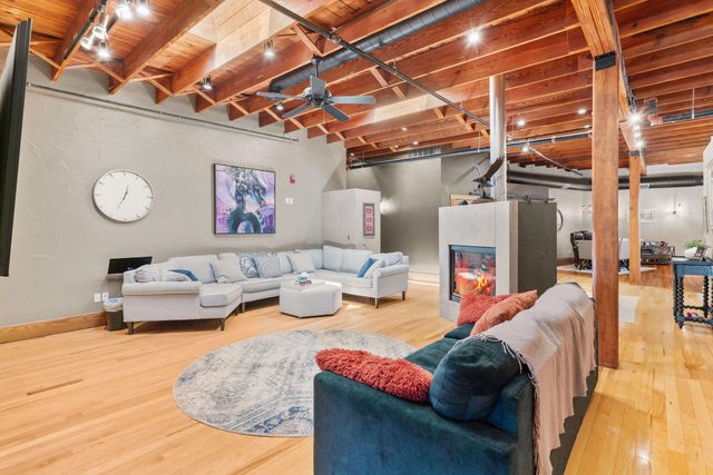 509 W Olive Street 201, Springfield, MO 65806