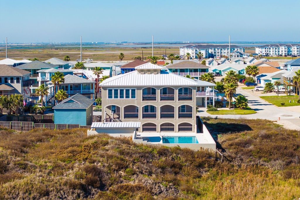 688 Kaila Ct, Port Aransas, TX 78373 — photo 4