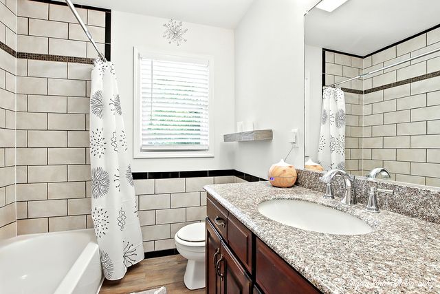 4709 William Street, Mchenry, IL 60051