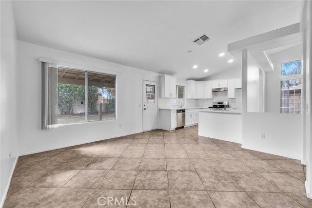 1240 Visconti Drive, Colton, CA 92324