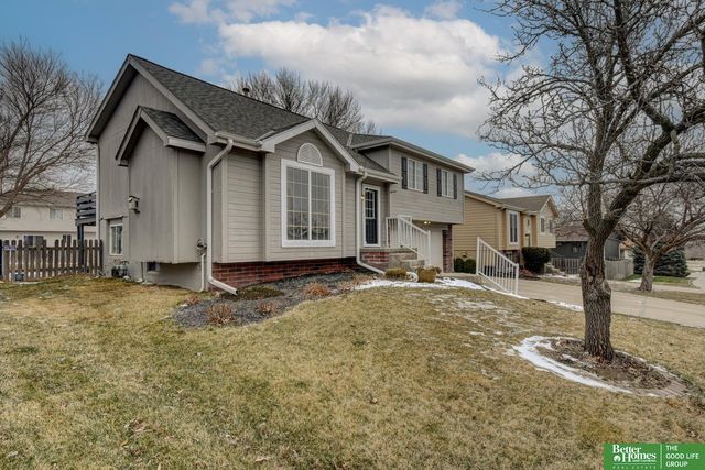 15106 Spencer Street, Omaha, NE 68116