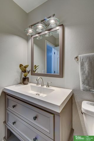 15106 Spencer Street, Omaha, NE 68116