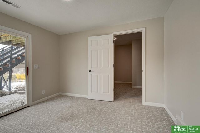 15106 Spencer Street, Omaha, NE 68116