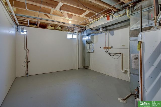 15106 Spencer Street, Omaha, NE 68116