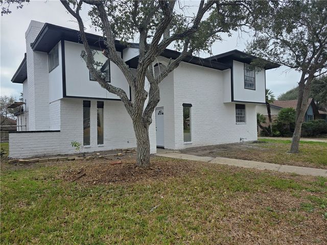 932 Waterview St, Portland, TX 78374