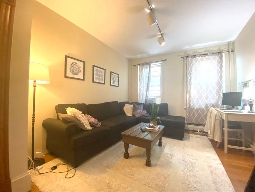 41 Garden 4, Boston, MA 02114