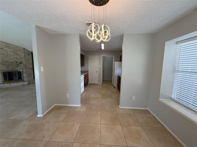 2815 Fir Crest Court, Stafford, TX 77477