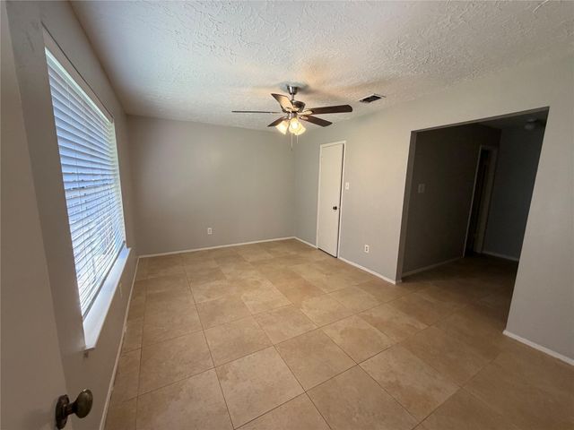 2815 Fir Crest Court, Stafford, TX 77477