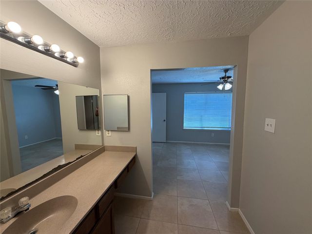 2815 Fir Crest Court, Stafford, TX 77477