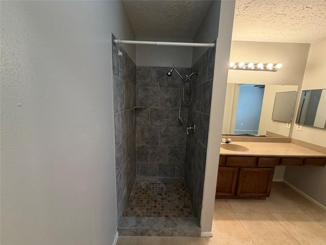 2815 Fir Crest Court, Stafford, TX 77477