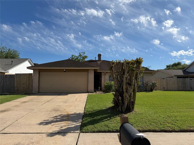 2815 Fir Crest Court, Stafford, TX 77477