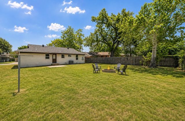 1225 Bluebird Lane, Garland, TX 75042