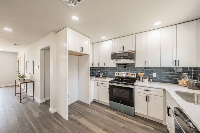 1225 Bluebird Lane, Garland, TX 75042