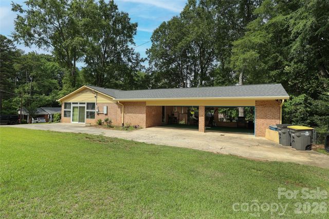 210 Cliffside Drive, Kannapolis, NC 28081