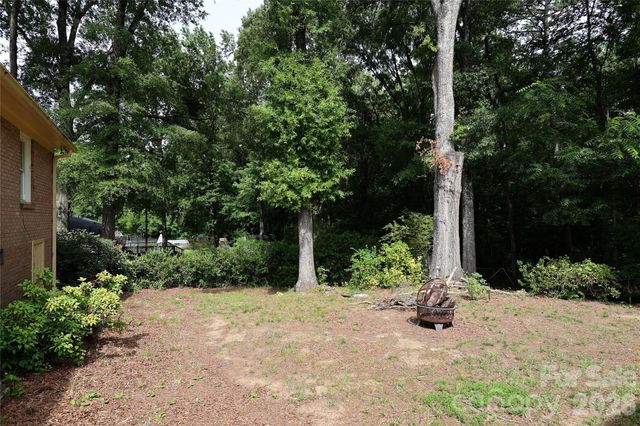 210 Cliffside Drive, Kannapolis, NC 28081