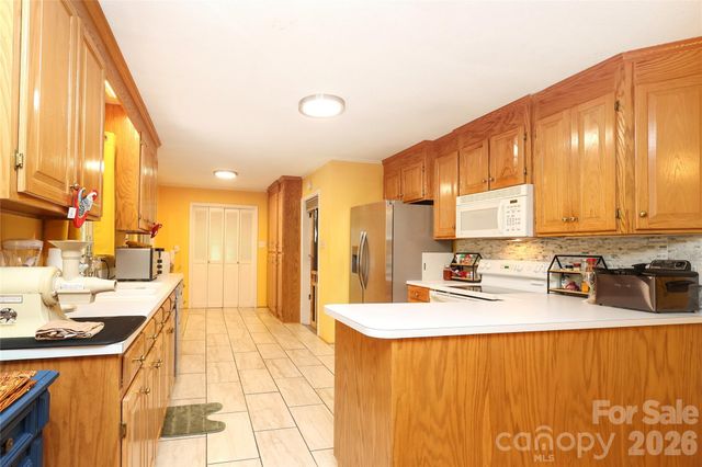 210 Cliffside Drive, Kannapolis, NC 28081