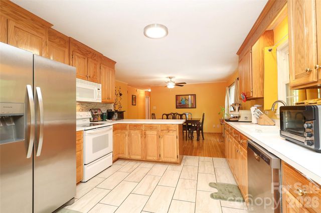 210 Cliffside Drive, Kannapolis, NC 28081