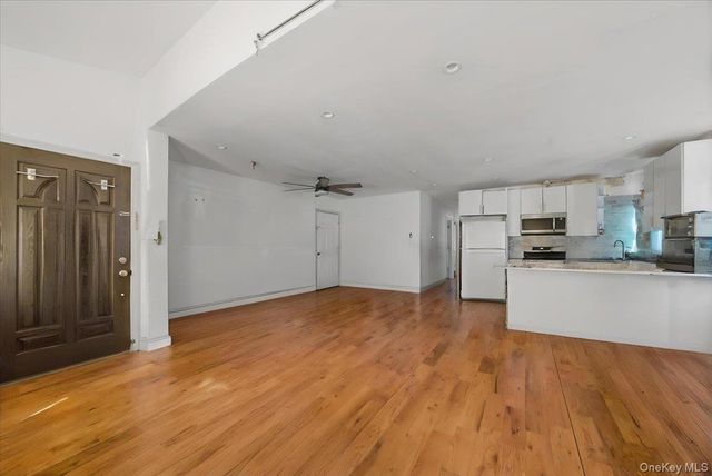 11915 193rd Street, Saint Albans, NY 11412