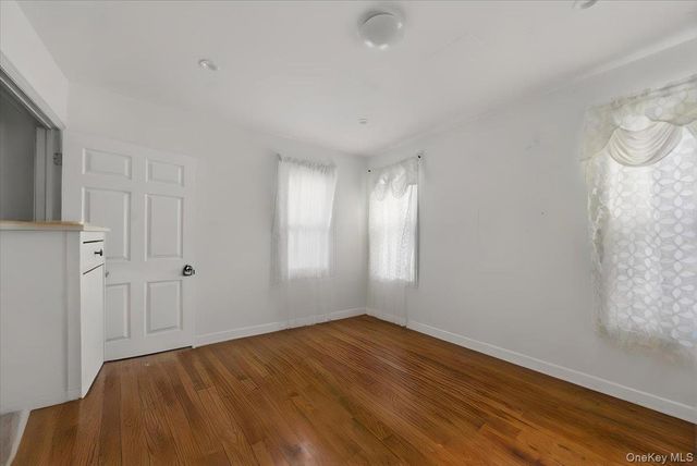 11915 193rd Street, Saint Albans, NY 11412