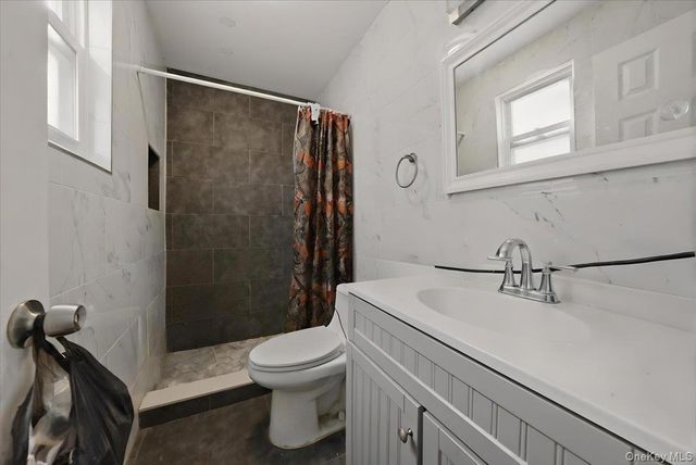 11915 193rd Street, Saint Albans, NY 11412