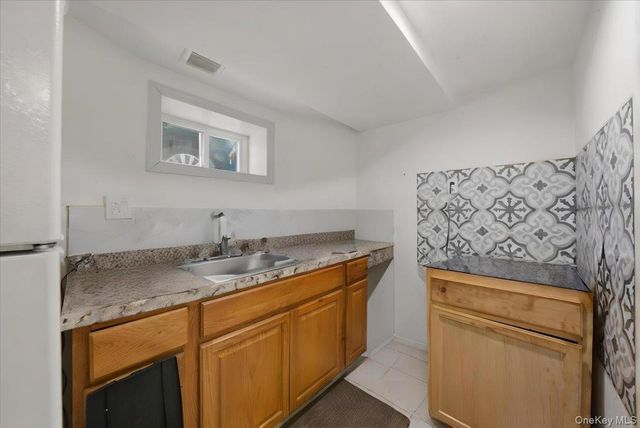 11915 193rd Street, Saint Albans, NY 11412