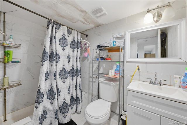 11915 193rd Street, Saint Albans, NY 11412