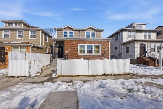 11915 193rd Street, Saint Albans, NY 11412