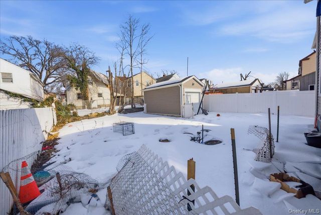 11915 193rd Street, Saint Albans, NY 11412