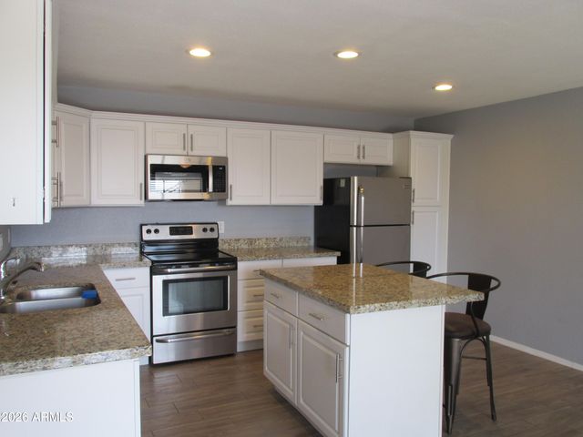 1440 N IDAHO Road 1046, Apache Junction, AZ 85119