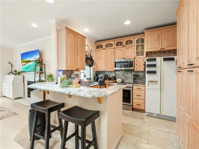 2396 Pleasant Way I, Thousand Oaks, CA 91362