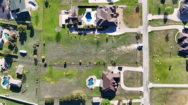 1511 Lady Amber Lane, Granbury, TX 76049