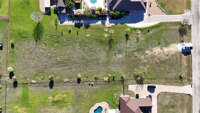 1511 Lady Amber Lane, Granbury, TX 76049