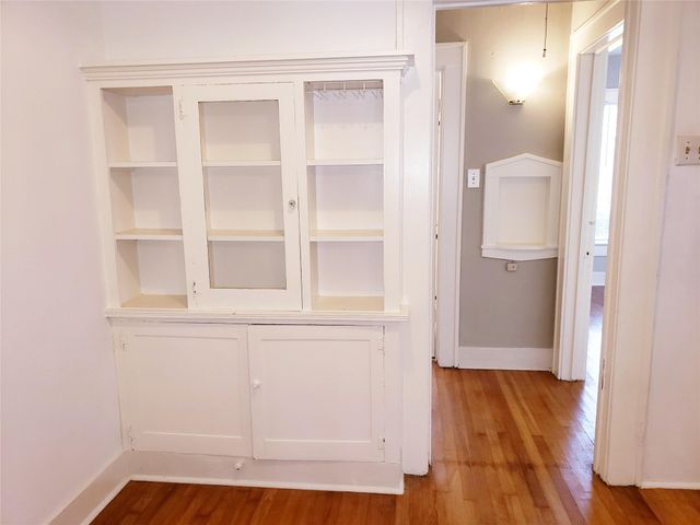 5815 LLANO Avenue, Dallas, TX 75206