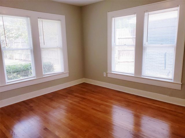 5815 LLANO Avenue, Dallas, TX 75206