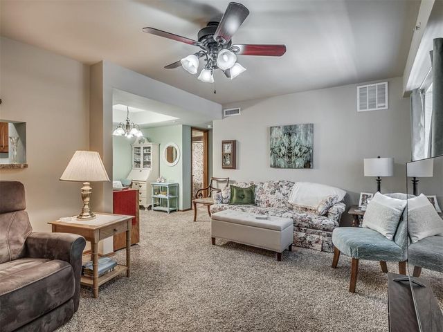 14309 N Pennsylvania Avenue 9E, Oklahoma City, OK 73134