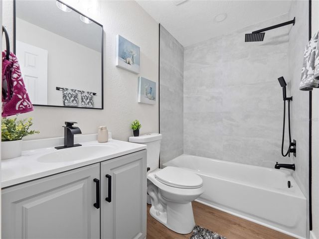 2118 EDWIN, Winter Haven, FL 33881