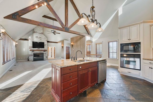 290 State Highway Uu, Blue Eye, MO 65611