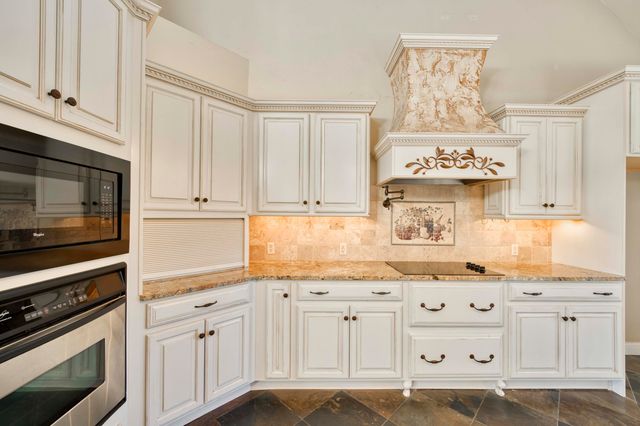 290 State Highway Uu, Blue Eye, MO 65611