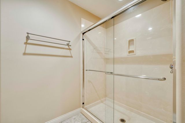 290 State Highway Uu, Blue Eye, MO 65611