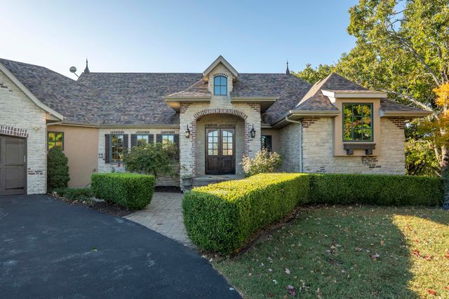 290 State Highway Uu, Blue Eye, MO 65611