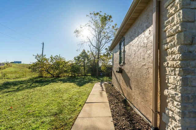 290 State Highway Uu, Blue Eye, MO 65611